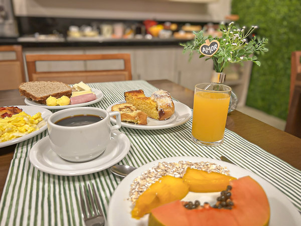 Café da manhã caseiro da Pousada Viena
